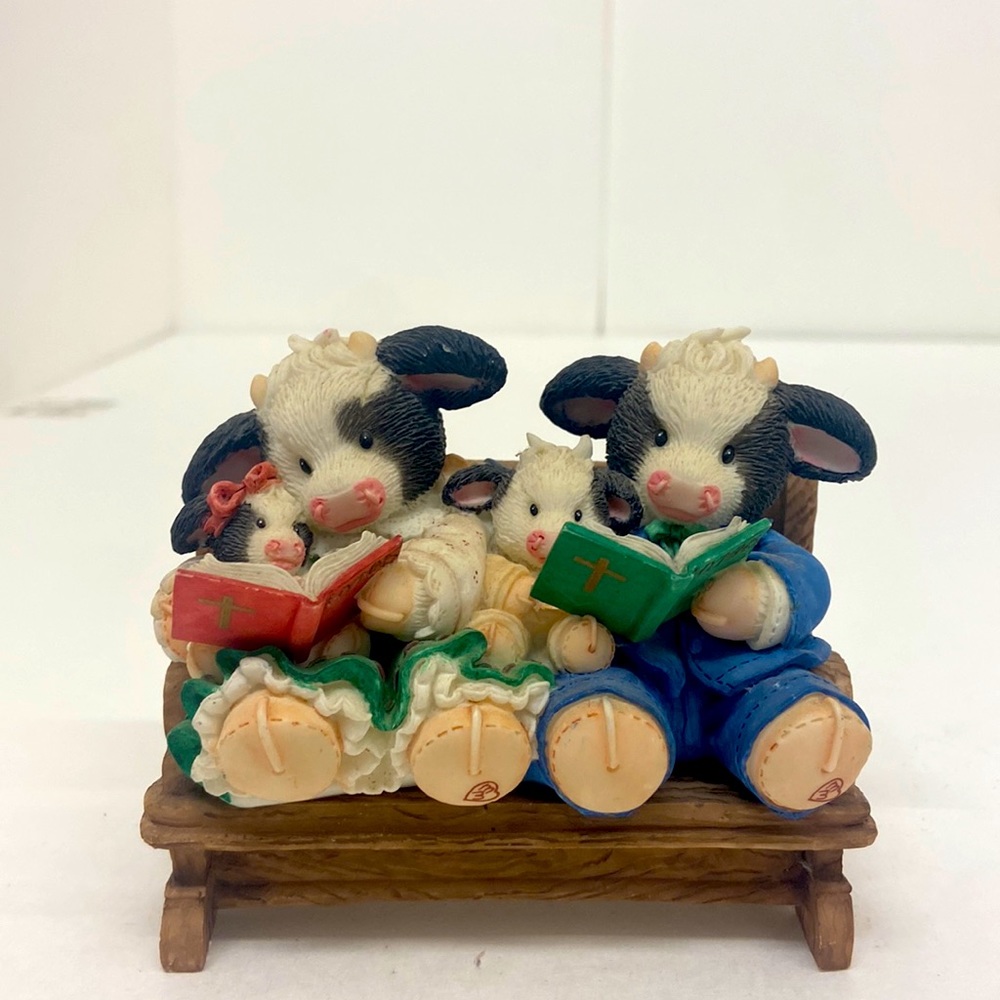 Enesco Original 1998 “Famoo-lies Are For-heifer”